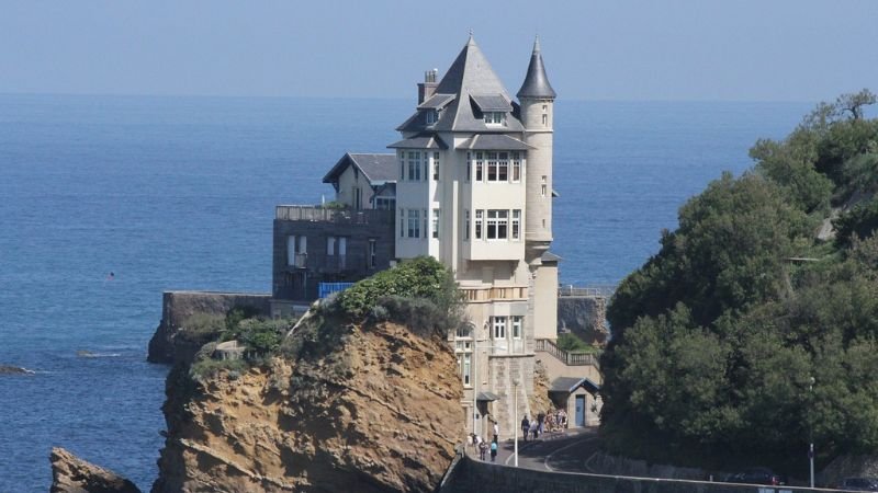 EasyJet Biarritz Office in France