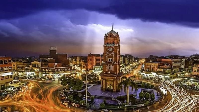 Emirates Airlines Faisalabad Office in Pakistan