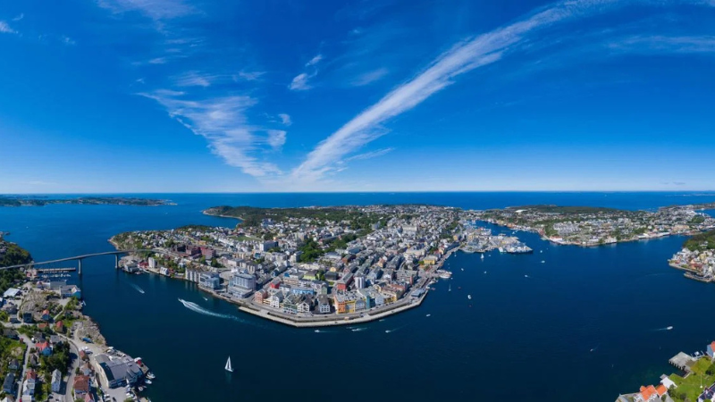 Emirates Airlines Kristiansund Reservation Office in Norway