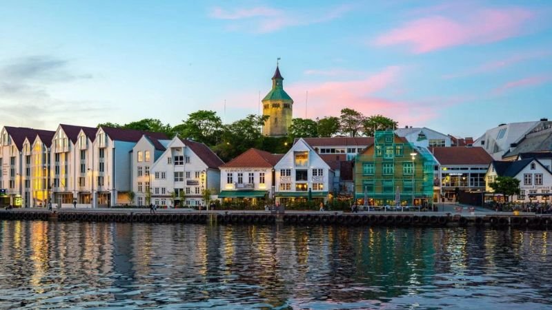 Emirates Airlines Stavanger Reservation Office in Norway