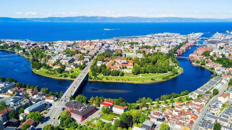 Emirates Airlines Trondheim Reservation Office in Norway