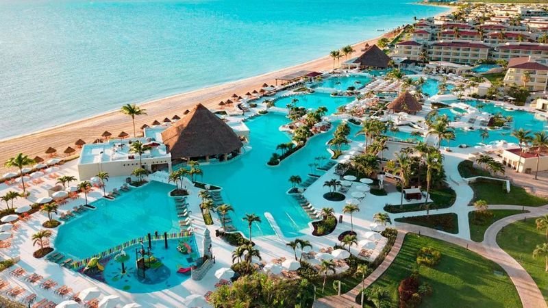 Spirit Airlines Cancun Airport Office In Mexico