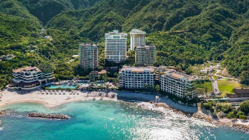 Spirit Airlines Puerto Vallarta Office in Mexico