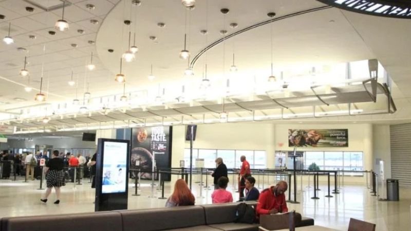 Spirit Airlines SDF Terminal – Louisville Muhammad Ali International Airport