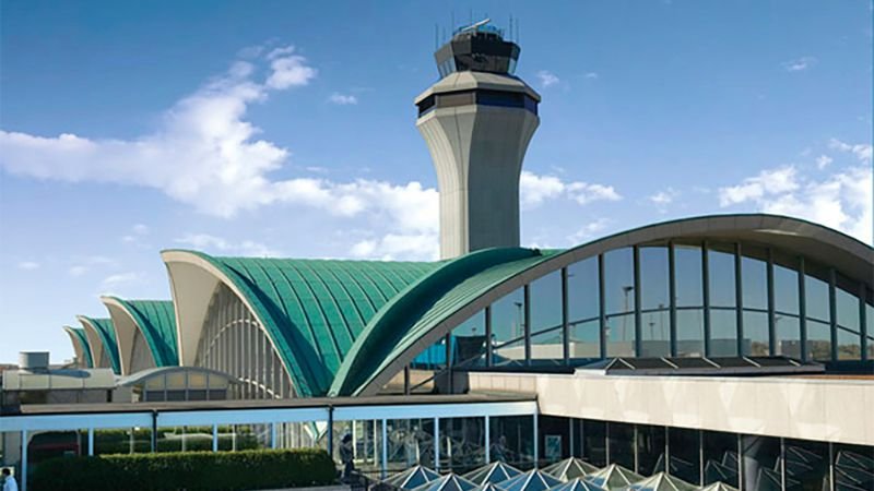 Spirit Airlines STL Terminal – St. Louis Lambert International Airport