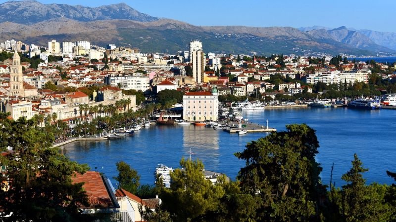 Swiss Airlines Split Office in Croatia