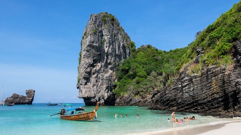 Thai Airways Phuket office