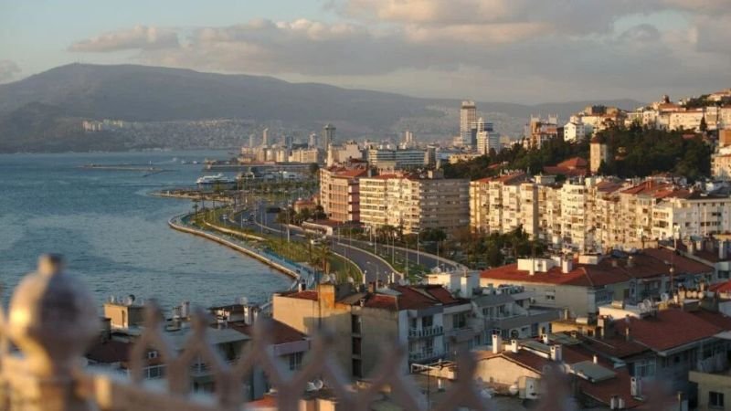 Turkish Airlines Izmir Office in Turkey
